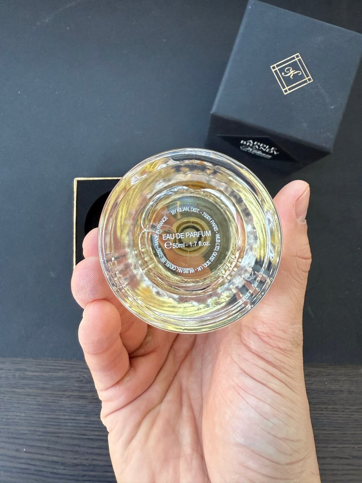 Discover Kilian Apple Brandy On The Rocks EDP 1.7oz (FOS1239) - Premium Quality Fragrances | Fall,Kilian,Niche,Rare Finds,Seasonal,Sweet & Boozy,Unisex,Winter by Feelings of Scent