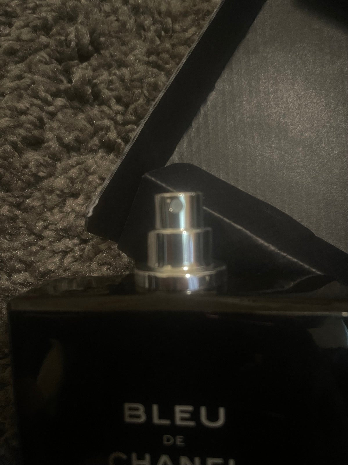 Discover bleu de Chanel eau de parfum (FOS1039) - Premium Quality Fragrances | All Seasons,Best Seller,Chanel,Designer,Fresh & Woody,Men,Seasonal by Feelings of Scent