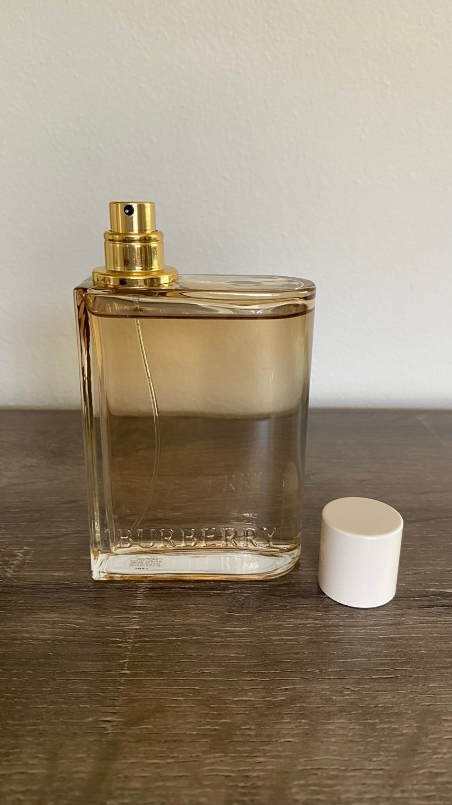 Discover Burberry Her London Dream Eau De Parfum 100ml. (FOS1061) - Premium Quality Fragrances | Best Seller,Burberry,Designer,Floral Notes,Fragrance,Seasonal,Spring,Summer,Women by Feelings of Scent