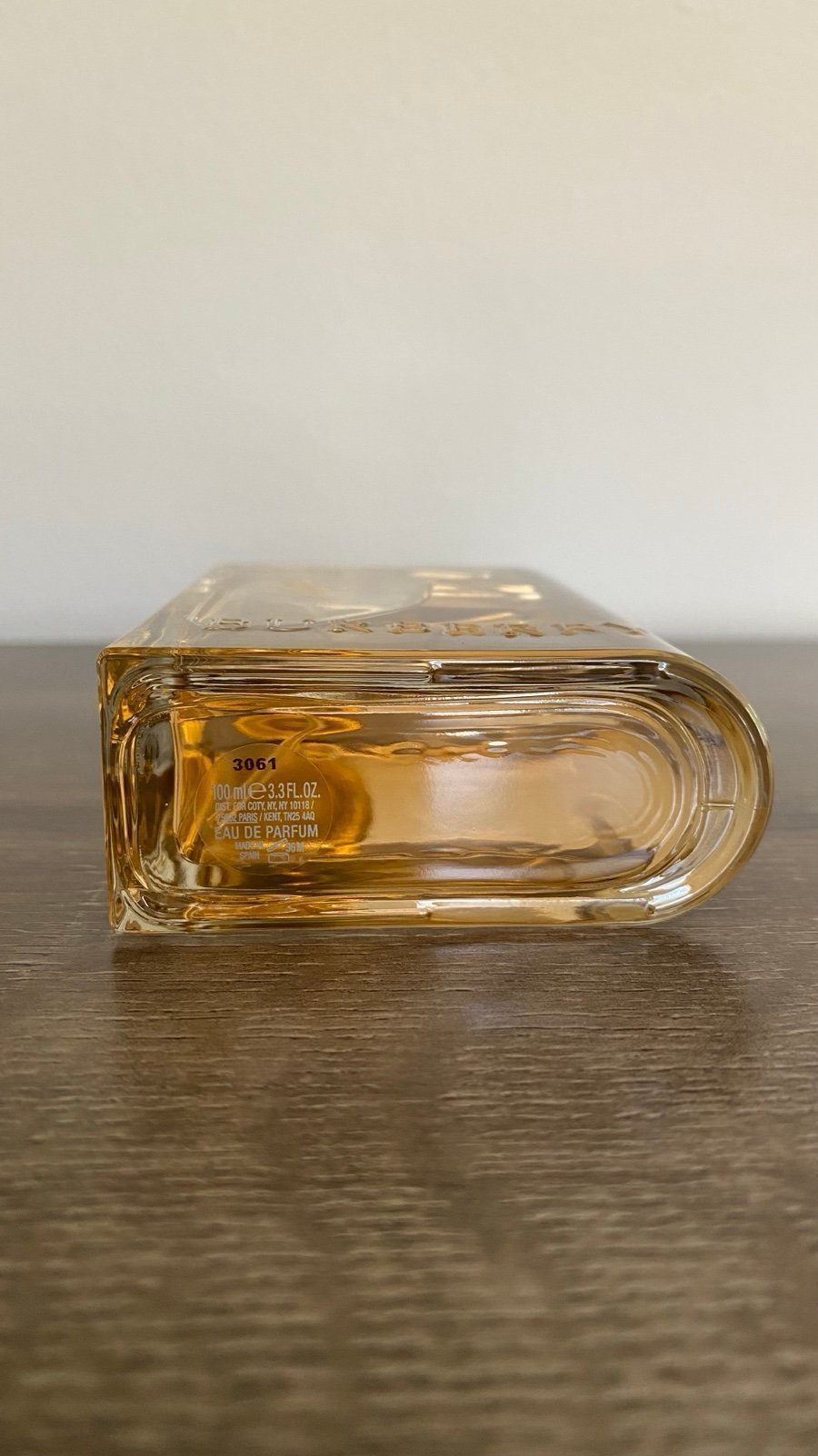 Discover Burberry Her London Dream Eau De Parfum 100ml. (FOS1061) - Premium Quality Fragrances | Best Seller,Burberry,Designer,Floral Notes,Fragrance,Seasonal,Spring,Summer,Women by Feelings of Scent