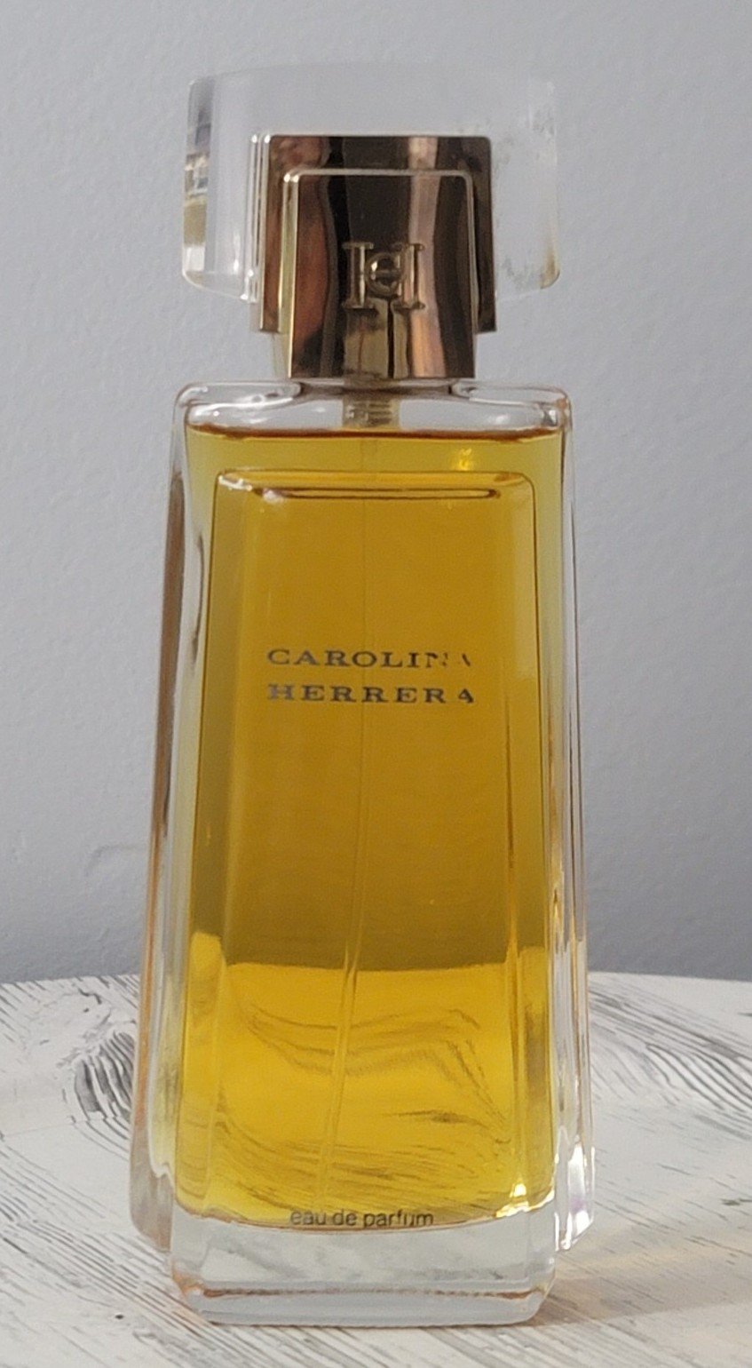 Discover Carolina Herrera for Women Signature Perfume 3.4oz edp Full (FOS1078) - Premium Quality Fragrances | All Seasons,Best Seller,Carolina Herrera,Designer,Floral & Classic,Seasonal,Women by Feelings of Scent