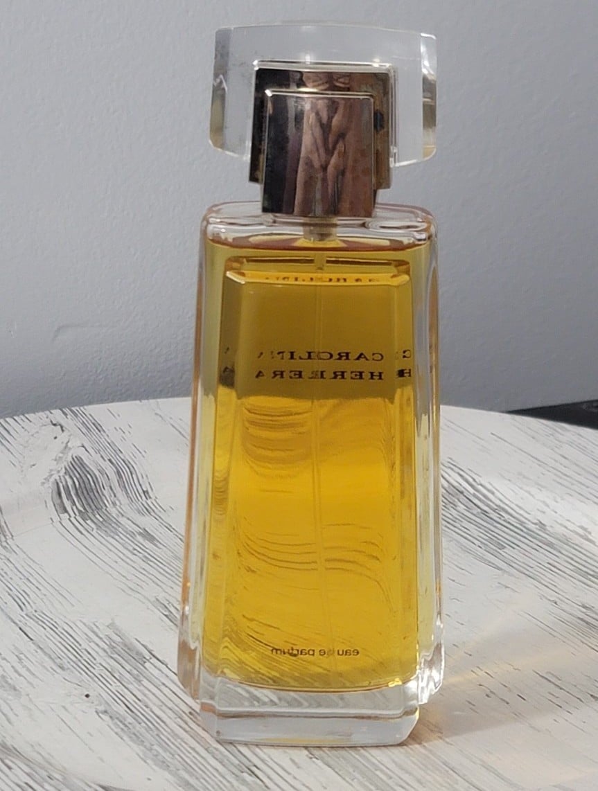 Discover Carolina Herrera for Women Signature Perfume 3.4oz edp Full (FOS1078) - Premium Quality Fragrances | All Seasons,Best Seller,Carolina Herrera,Designer,Floral & Classic,Seasonal,Women by Feelings of Scent