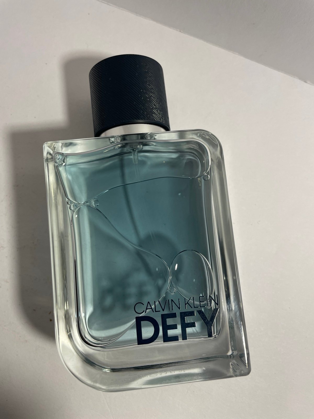 Discover Calvin Klein Defy EDT Spray 100ml Men's Perfume. Genuine! Batch code:1116. (FOS1072) - Premium Quality Fragrances | Calvin Klein,Designer,Fragrance,Highly Rated,Man,Seasonal,Spring,Summer,Woody & Earthy by Feelings of Scent