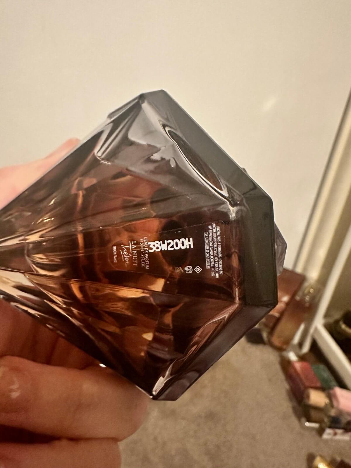 Discover lancome la nuit tresor (FOS1252) - Premium Quality Fragrances | Best Seller,Designer,Fall,Fragrance,Gourmand,Lancome,Seasonal,Winter,Women by Feelings of Scent