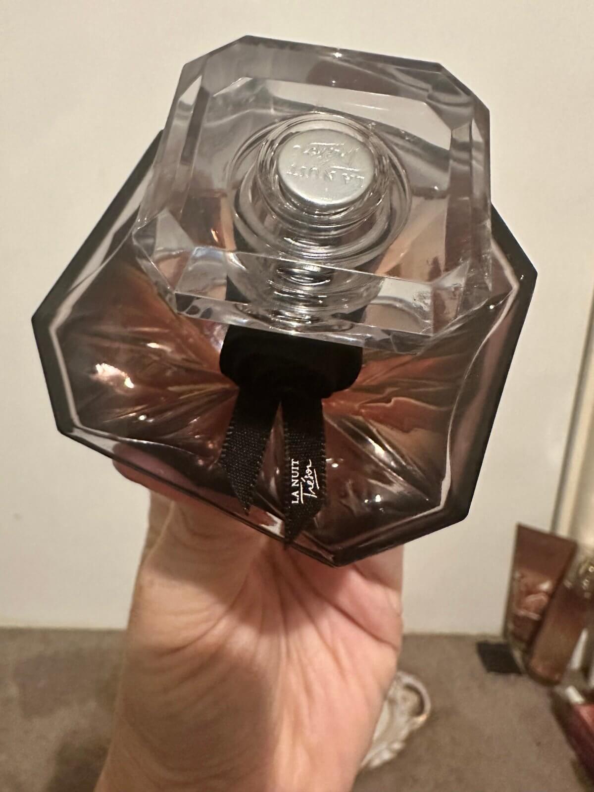 Discover lancome la nuit tresor (FOS1252) - Premium Quality Fragrances | Best Seller,Designer,Fall,Fragrance,Gourmand,Lancome,Seasonal,Winter,Women by Feelings of Scent