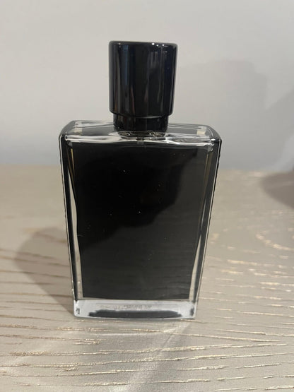 Discover Kilian Rose Oud Vintage formula in black bottle (FOS1243) - Premium Quality Fragrances | Fall,Floral Notes,Fragrance,Kilian,Niche,Rare Finds,Seasonal,Unisex,Winter by Feelings of Scent