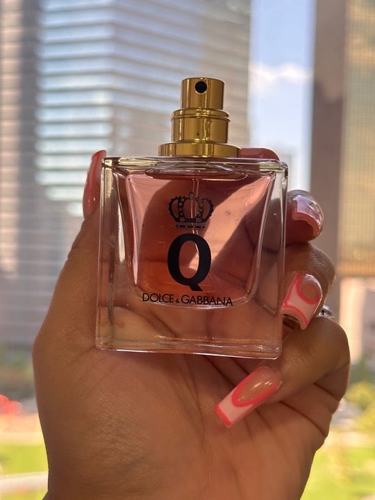 Discover Dolce and Gabbana "Queen" 1 oz perfume (FOS1153) - Premium Quality Fragrances | Designer,Dolce & Gabbana,Floral Notes,Fragrance,Rare Finds,Seasonal,Spring,Summer,Women by Feelings of Scent